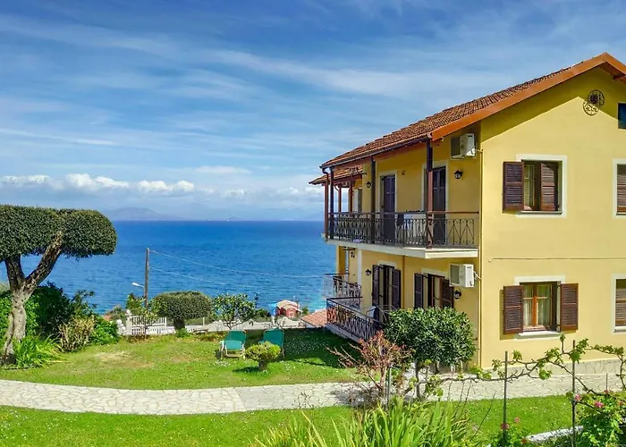 Eleni\'S Apartments & Studios 1